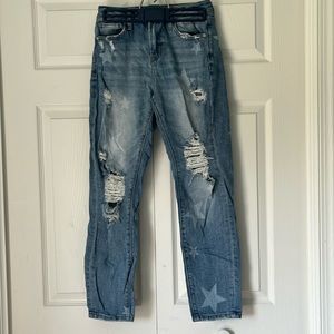 women’s ripped jeans